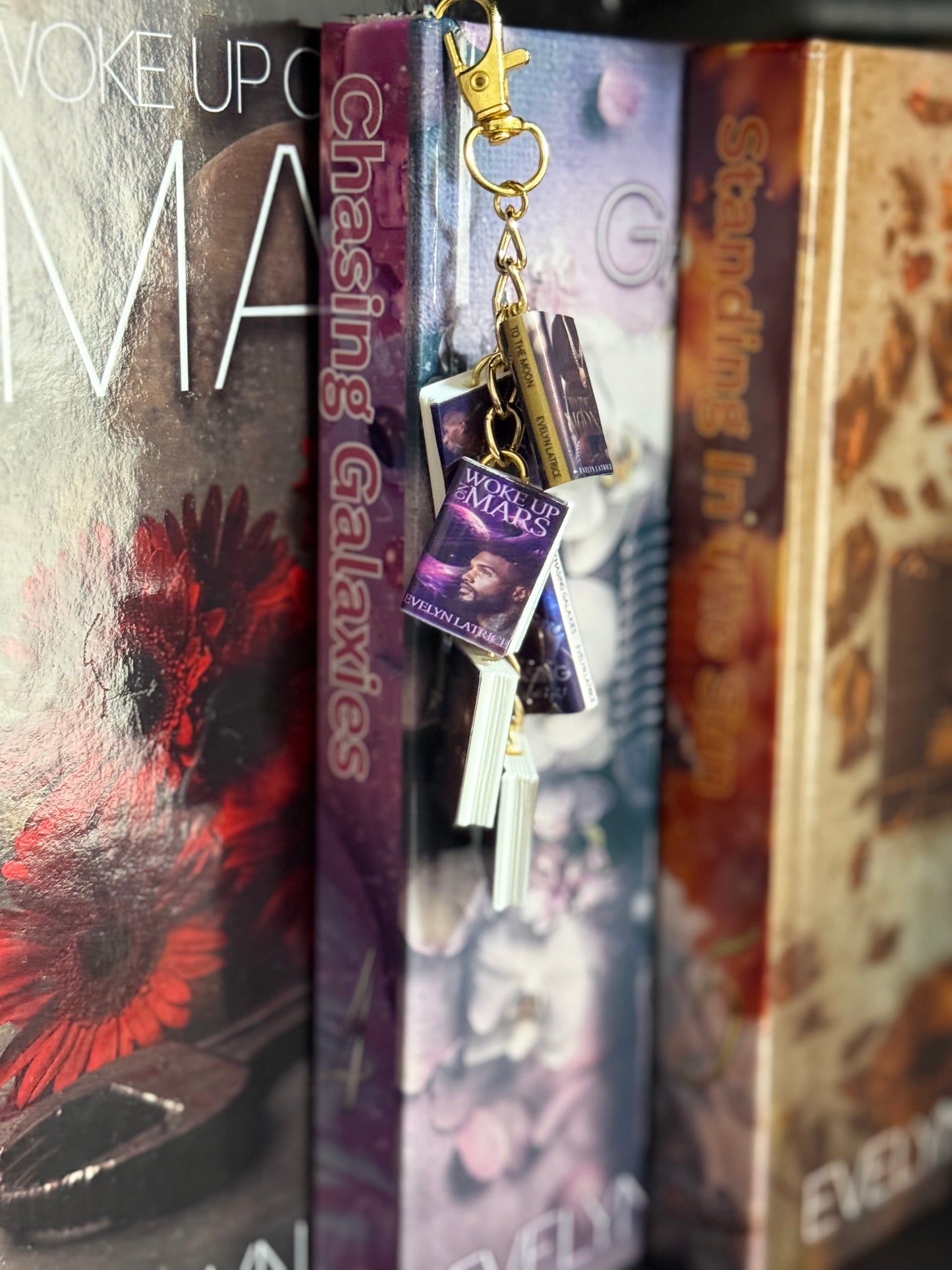 8th Wonder Mini Book Charm Cluster Keychain