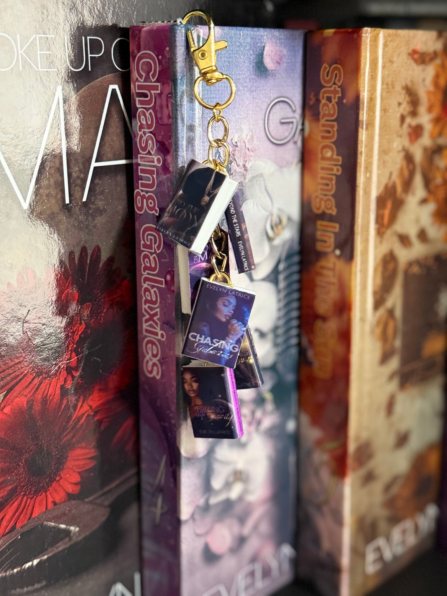 8th Wonder Mini Book Charm Cluster Keychain
